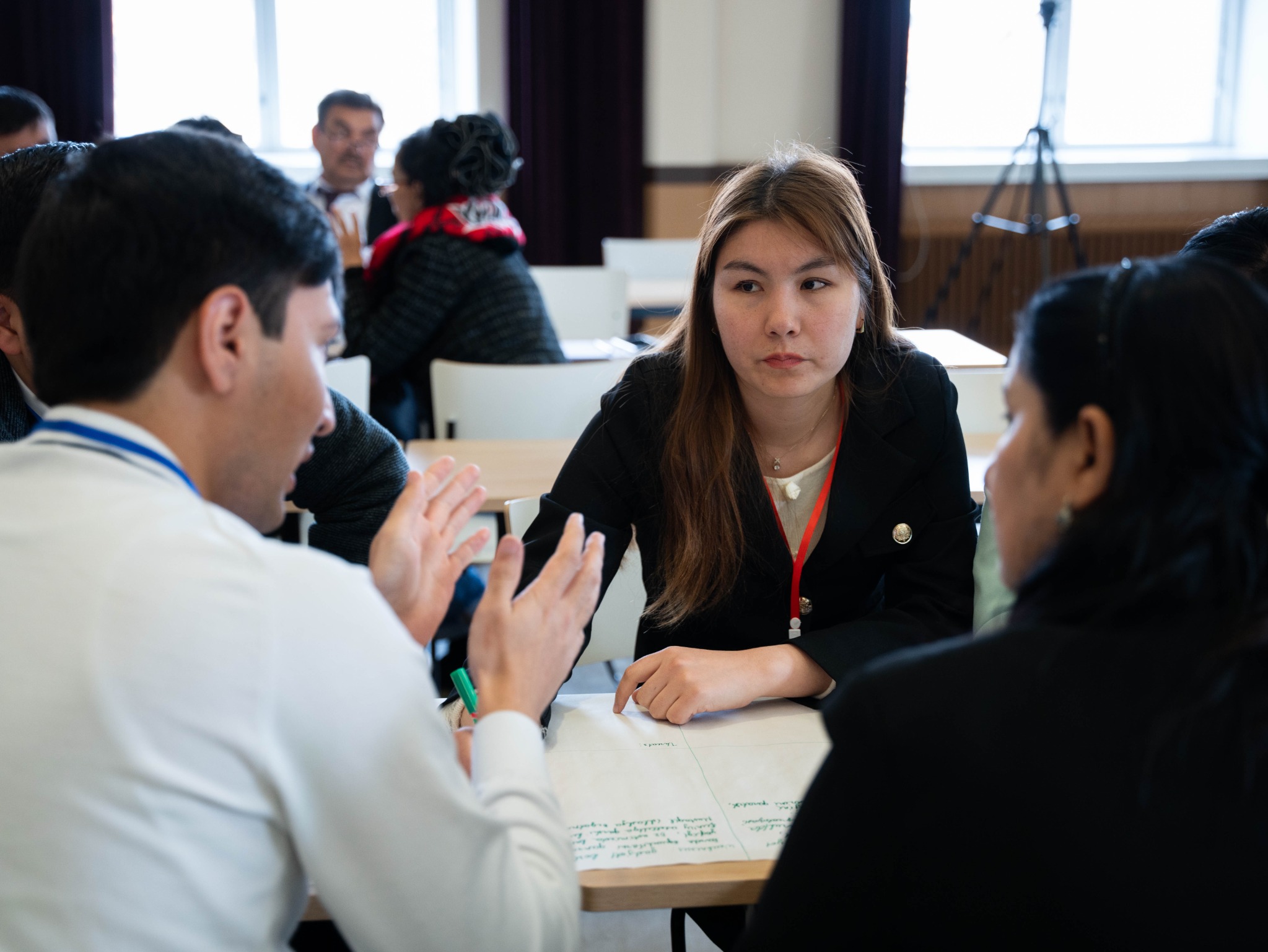 International educators exchanging perspectives during a PEDU programme